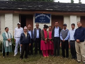 परिमार्जित पाठ्यक्रम लागू भएका बैतडीका विद्यालयमा अनुगमन 